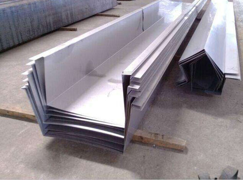 不鏽鋼天(tiān)溝